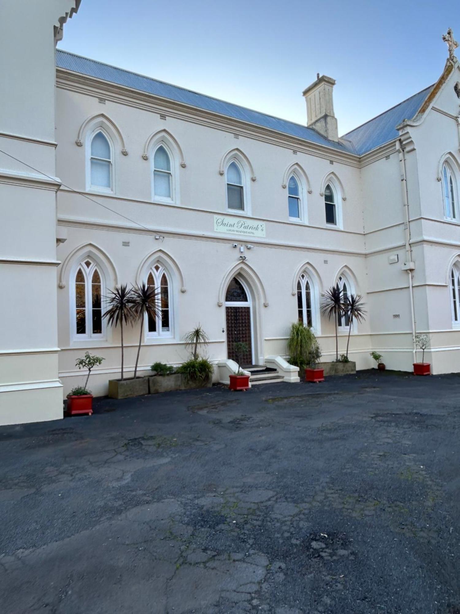 Convent At 5* Koroit