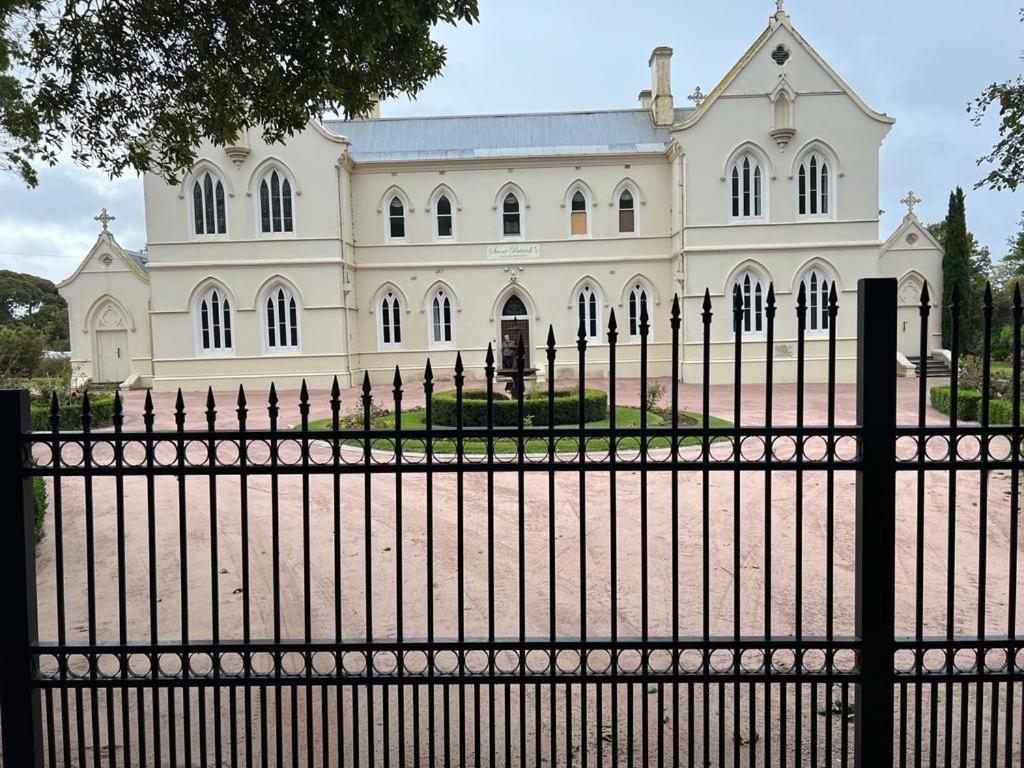 Hotel Convent At Koroit